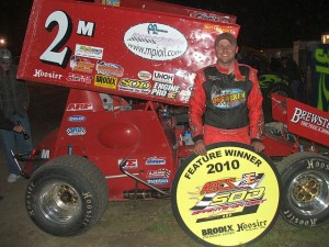 Dustin Daggett Wins 2010 Season Opener